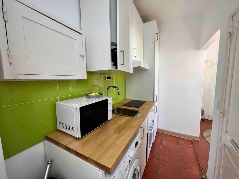 Studio In Estoril Near Beach Walk In 3 Min Екстериор снимка